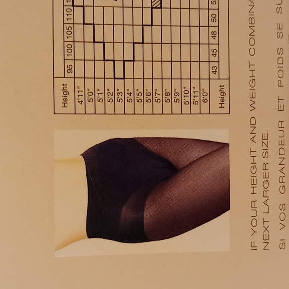 NWT Medium Donna Karan New York Black Matte Semi Sheer Pantyhose - Picture 10 of 10